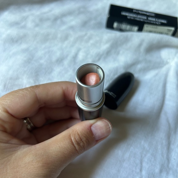 MAC Shy Girl Cremesheen Lipstick - Picture 7 of 10
